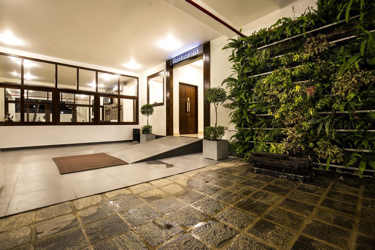 Grand 7 Hotel -Kesbewa Piliyandala Bagian luar foto