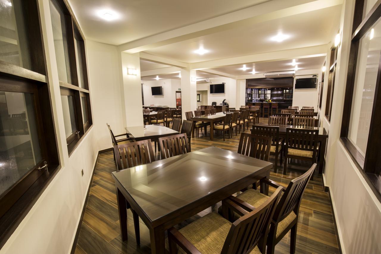 Grand 7 Hotel -Kesbewa Piliyandala Bagian luar foto